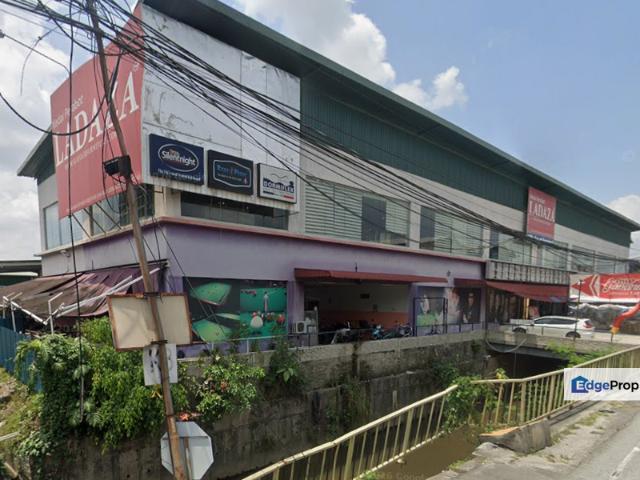 Warehouse for rent in Petaling, Alam Impian