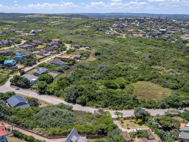 Property for sale in Bushmans River Mouth, Eastern Cape