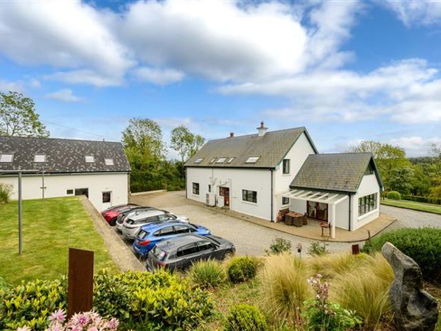 Detached House for sale
