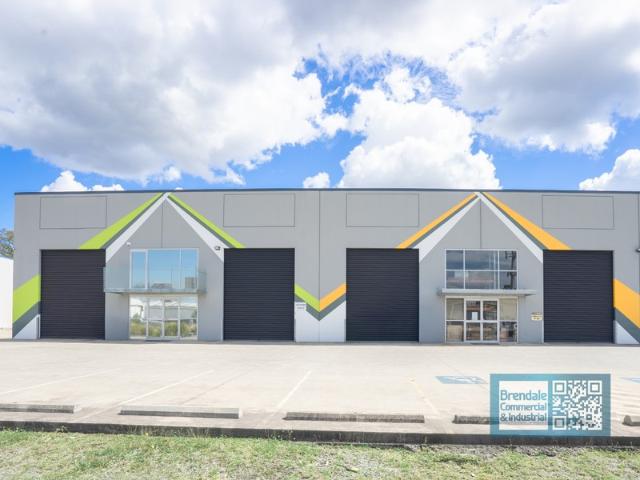 Warehouse for rent in Toombul, Queensland