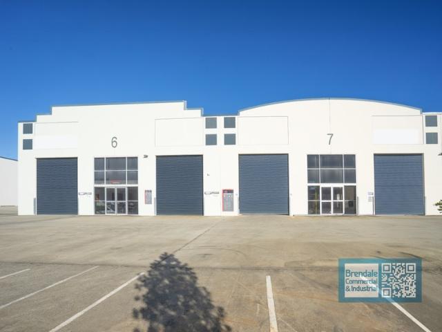 Warehouse for rent in Toombul, Queensland