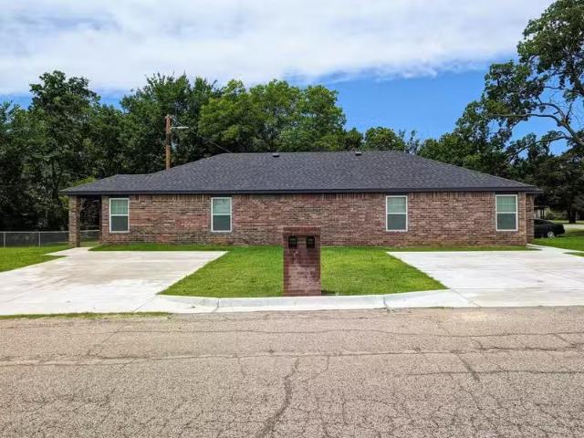 Condo for rent in Durant