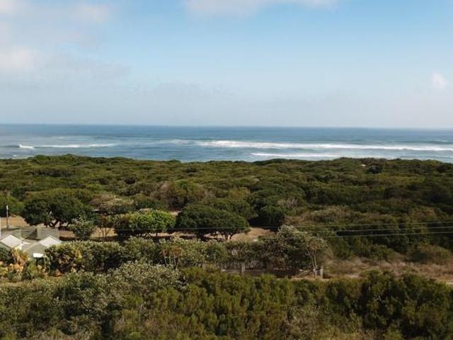 Property for sale in Bushmans River Mouth, Eastern Cape