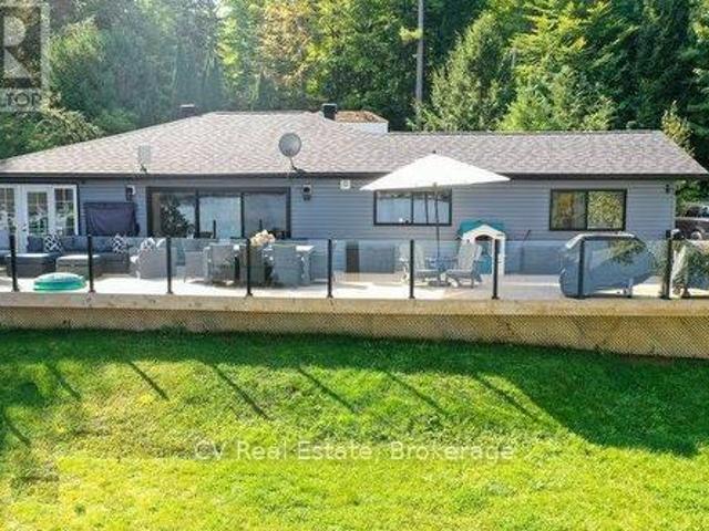 House for sale in Gravenhurst, Central Ontario