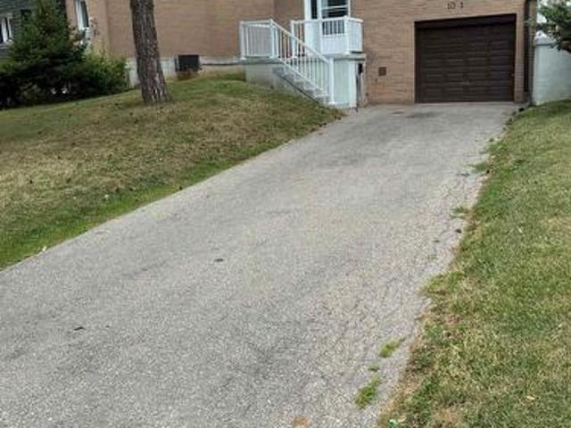 Townhouse for sale in Woburn, Ontario