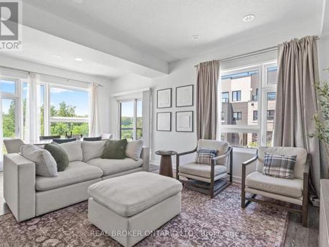 Townhouse for sale in Burlington, Ontario