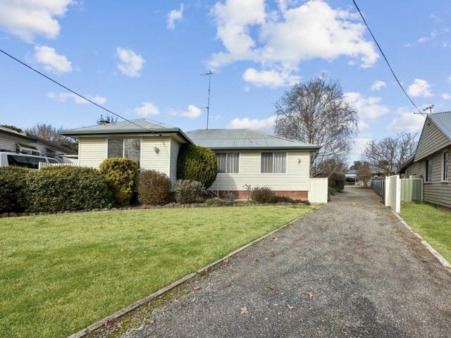 House for sale in Brisbane Grove, New South Wales