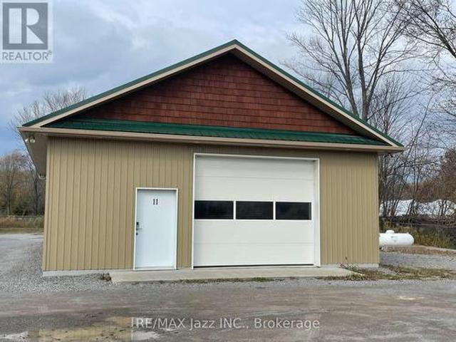 Commercial for rent in Kawartha Lakes, Ontario