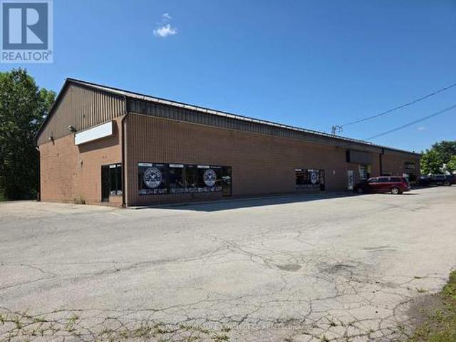 Commercial for rent in Kitchener, Ontario