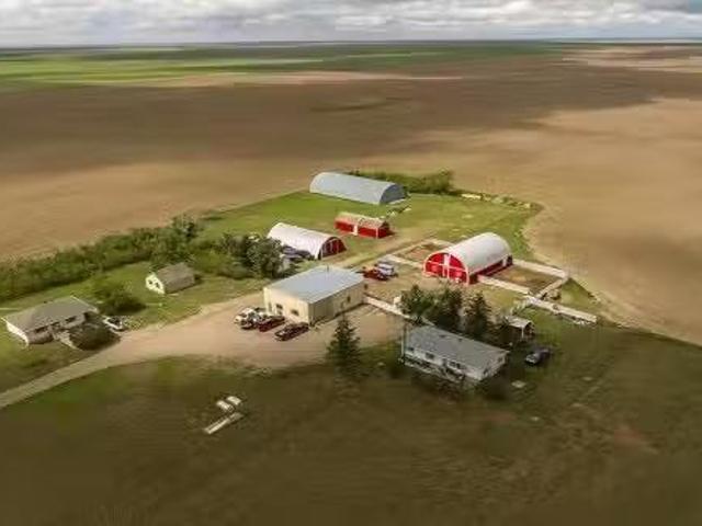 House for sale in Alberta