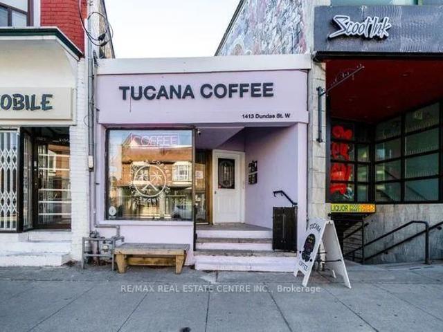 Townhouse for rent in Woburn, Ontario