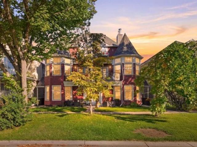 Townhouse for sale in Northwest, Alberta