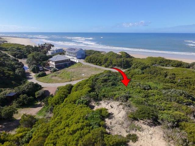 Property for sale in Cape St Francis, Eastern Cape