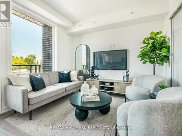 Townhouse for sale in Woburn, Ontario
