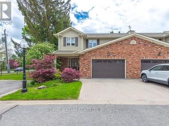 Townhouse for sale in Niagara, Ontario
