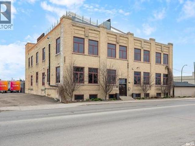 Commercial for rent in Regina, Saskatchewan