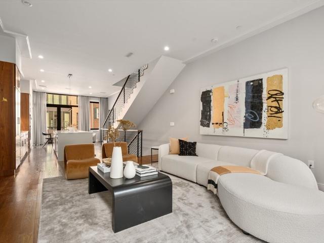Townhouse for rent in Boston