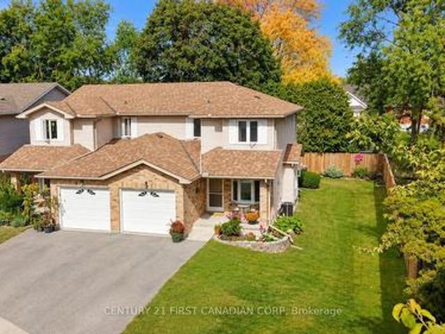 Townhouse for sale in Arva, Ontario
