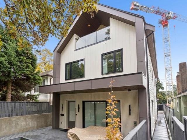 Duplex for sale in Grandview-Woodland, Vancouver