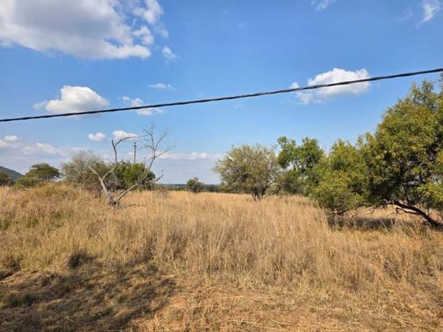 Land for sale in Hartbeespoort Dam Nature Reserve, North West