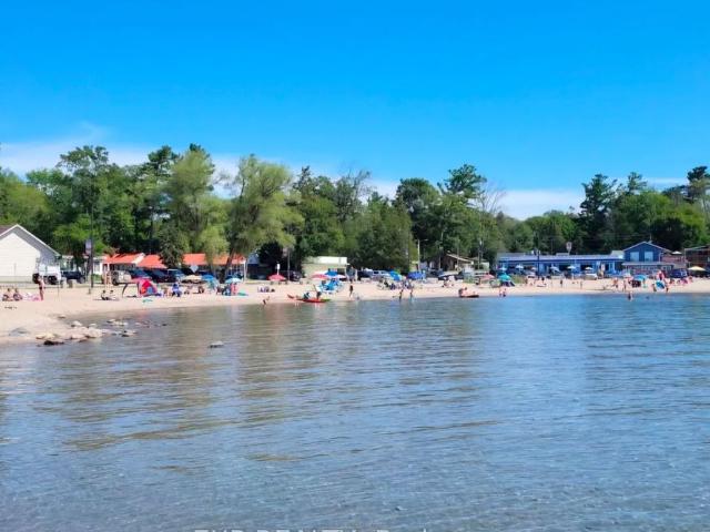 House for rent in Tiny, Central Ontario