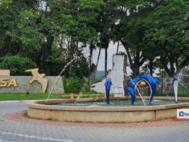 Condominium for sale in Malaka