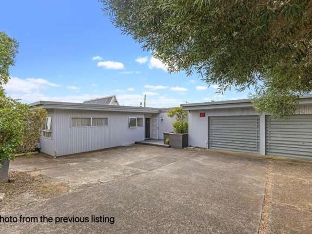 House for sale in Hillsborough