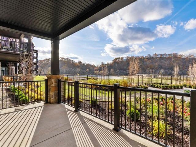 Condo for sale in Oakmont, Pennsylvania