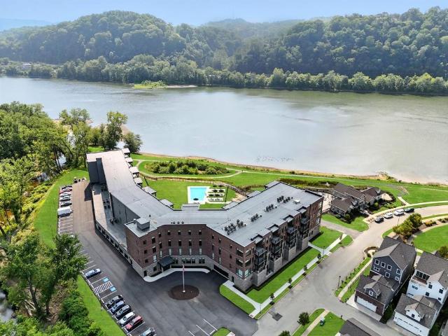 Condo for sale in Oakmont, Pennsylvania