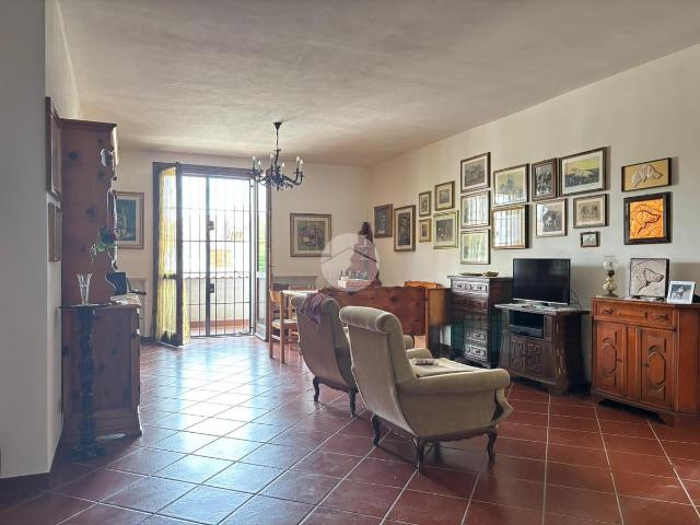 Villa Indipendente in affitto a Eremo, Curtatone