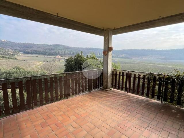 Villa Indipendente in affitto a Nord-Est, Brenzone