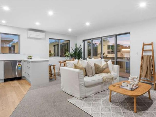 Townhouse for sale in Spreydon, Canterbury