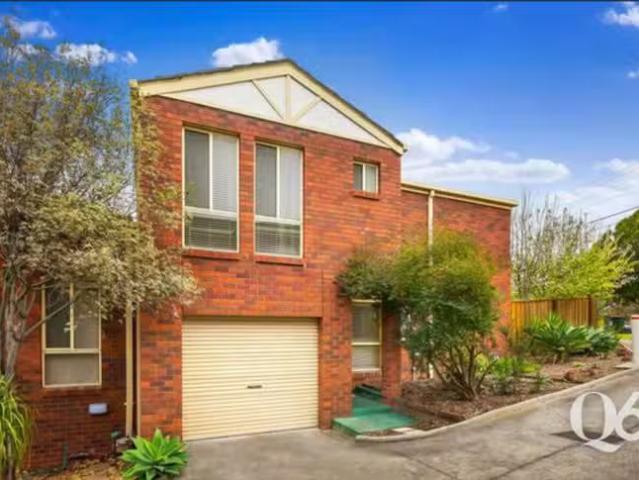 House for rent in Airport West, Victoria