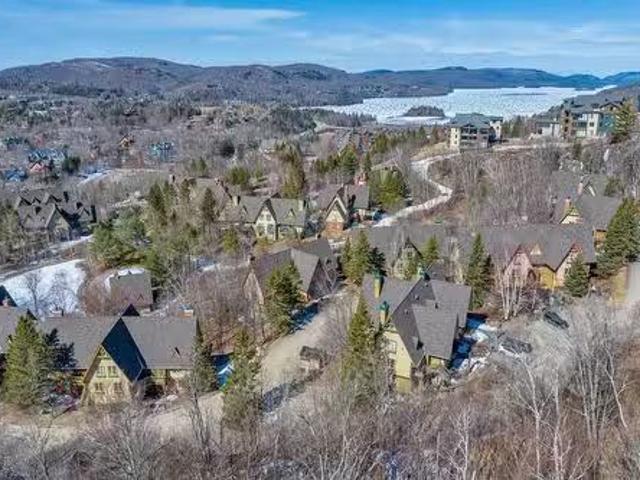 House for rent in Laurentides, Quebec