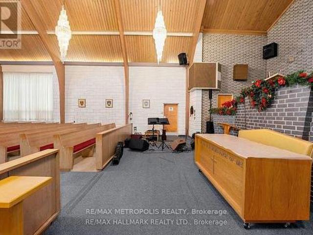 Commercial for rent in Woburn, Ontario