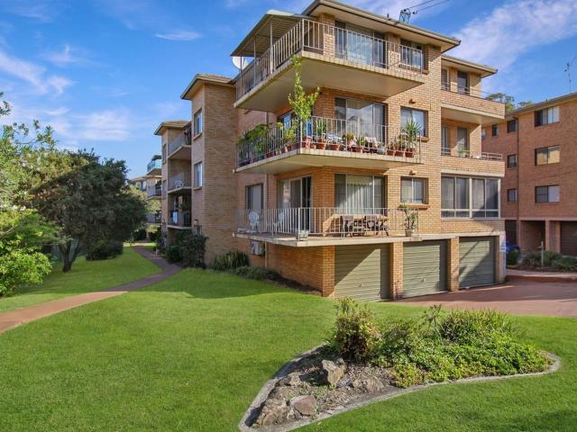 House for rent in Wollongong West, New South Wales