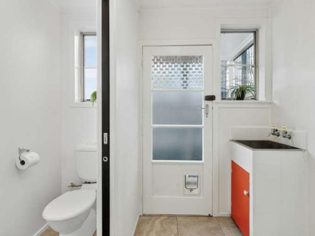 Apartment for sale in Hillsborough, Taranaki
