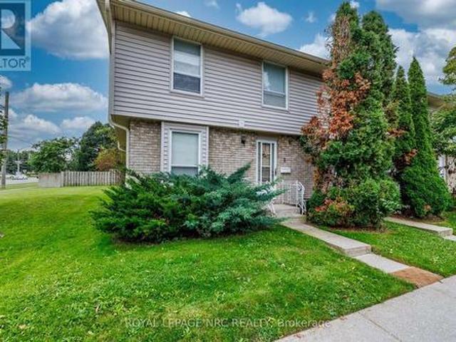 Townhouse for sale in St. Catharines, Golden Horseshoe