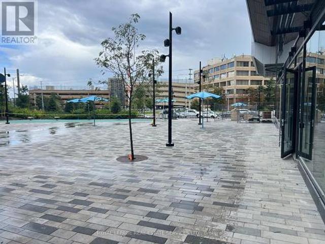 Commercial for rent in Mississauga, Ontario