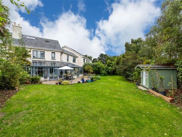 Detached House for sale in Howth, North Tipperary