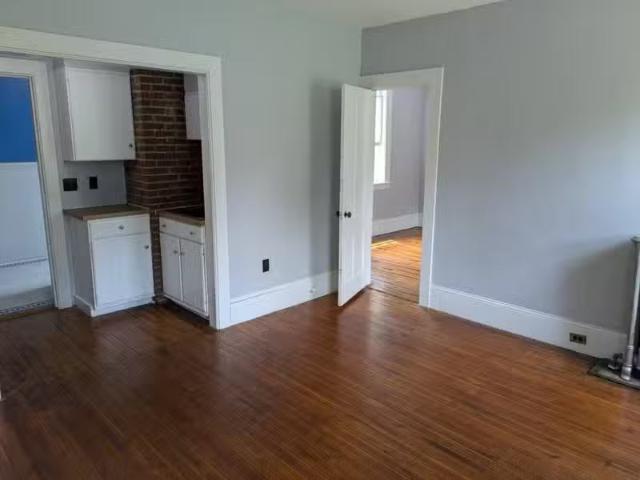 Condo for rent in Enfield