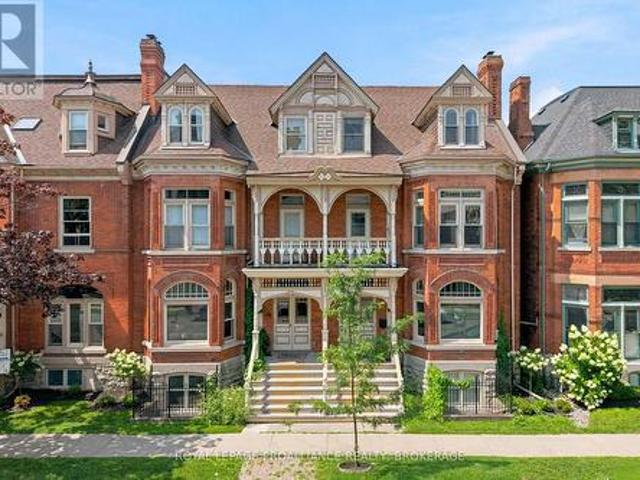 Townhouse for sale in Kingston, Ontario