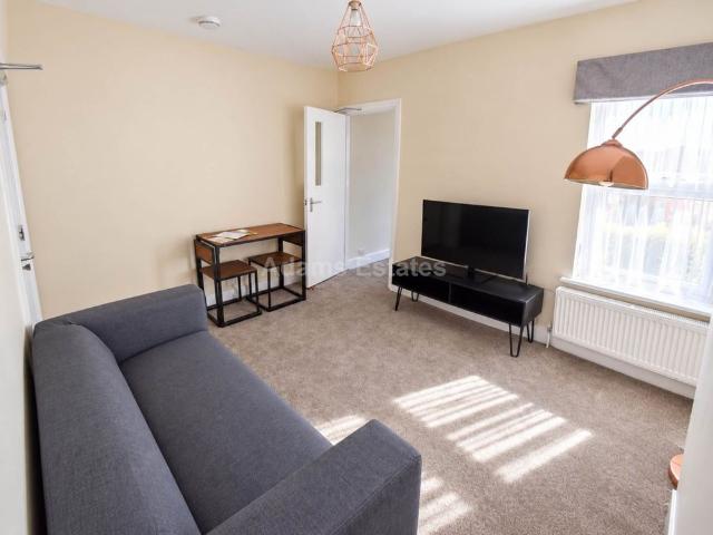 Apartment for rent in Newtown, Reading