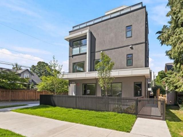 Duplex for sale in Hastings-Sunrise, Vancouver