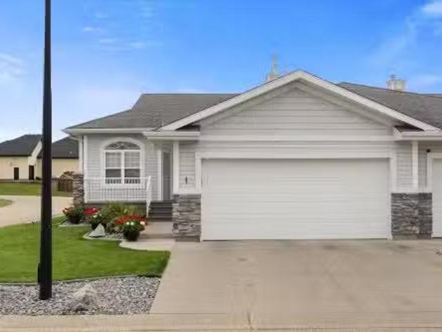 House for sale in Alberta