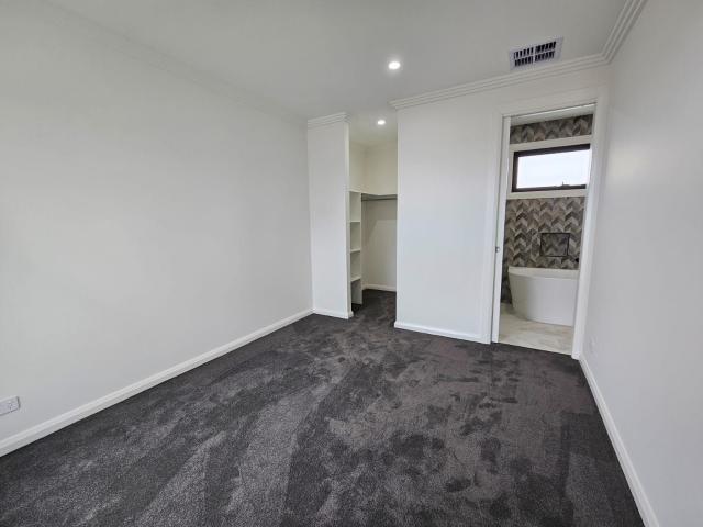 Apartment for rent in Melbourne