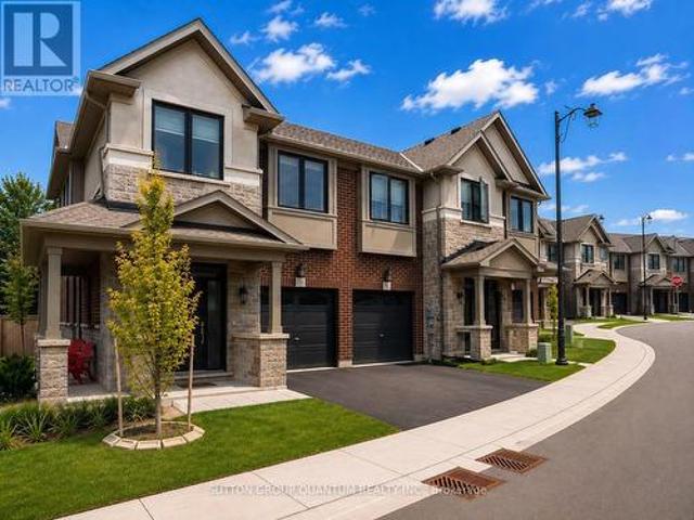 House for sale in Oakville, Golden Horseshoe