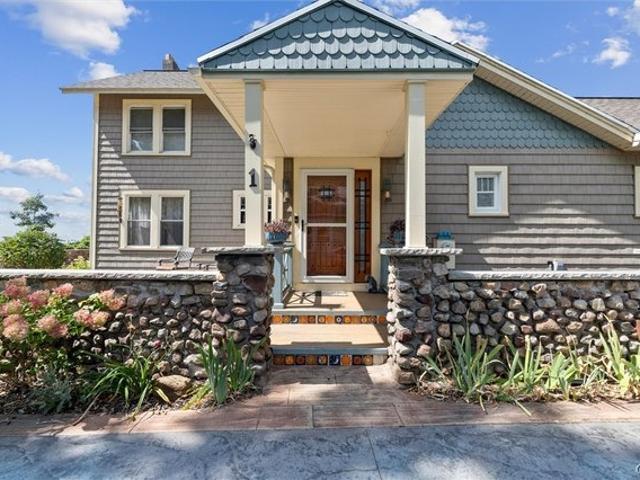 House for sale in Oneida, New York