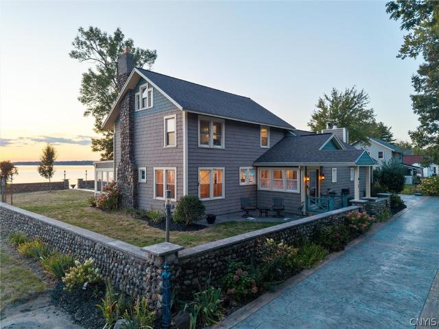 House for sale in Oneida, New York