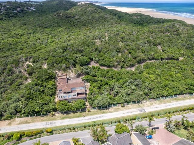 Property for sale in Bushmans River Mouth, Eastern Cape